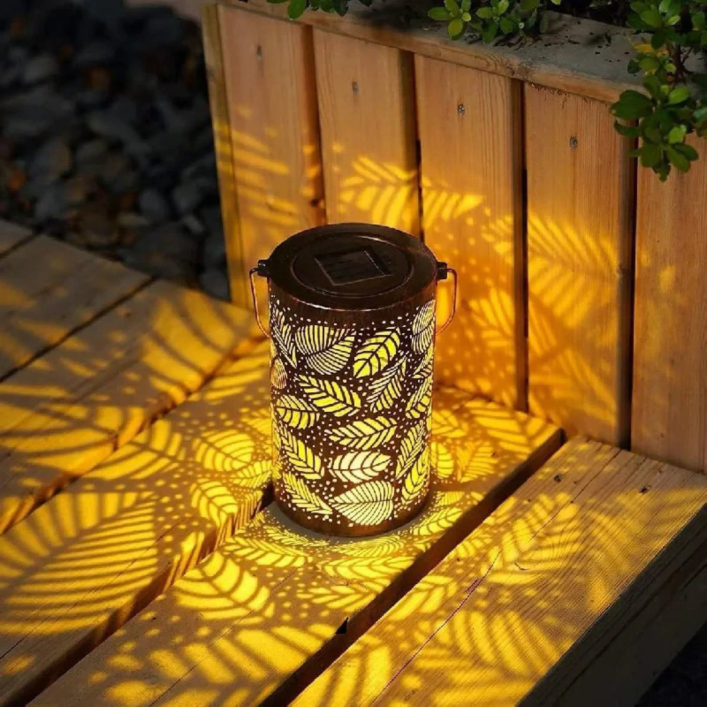 Lumévia™ Leaf | Magische Beleuchtung für Garten & Terrasse