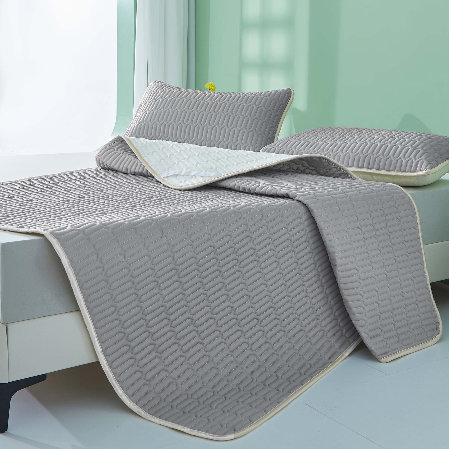BreezeRest™ | Kühlende Latexmatte für erholsamen Schlaf in warmen Nächten