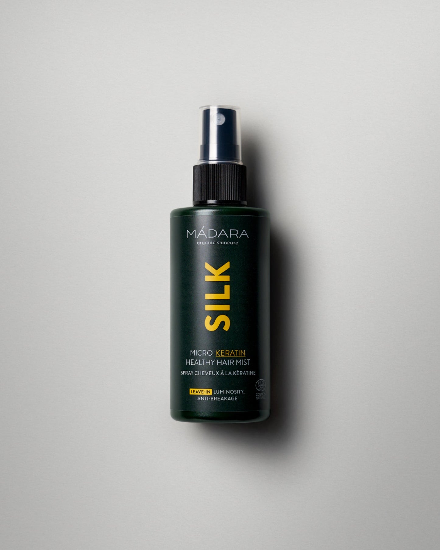 KeratinBoost™ Haarspray belebt geschädigtes Haar mühelos