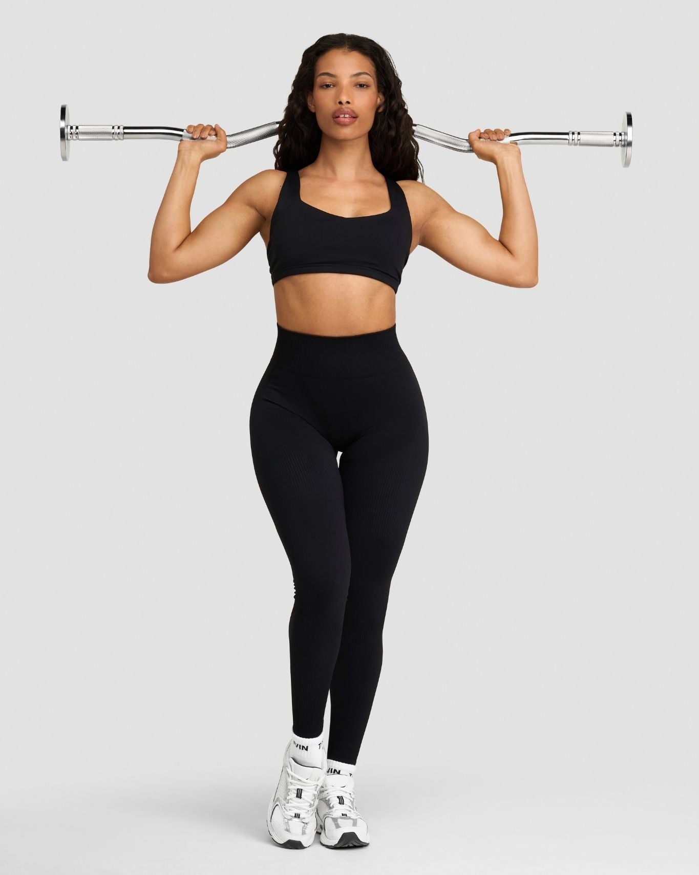 Elevate™ Leggings mit hohem Bund und Scrunch-Effekt | Nachtschwarz