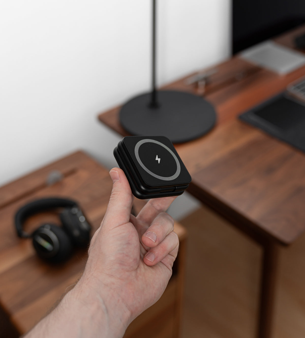 3-in-1 Wireless Charging Stand | Ordnung & Schnellladen