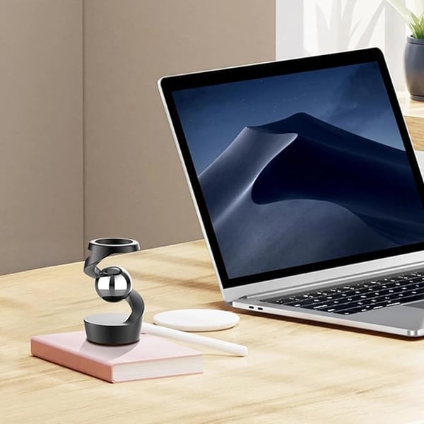 Kinetisches Schreibtisch-Objekt | Faszinierende Illusion &amp; modernes Design