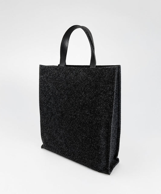 Filztasche mit Ledergriffen – langlebig und vielseitig einsetzbar