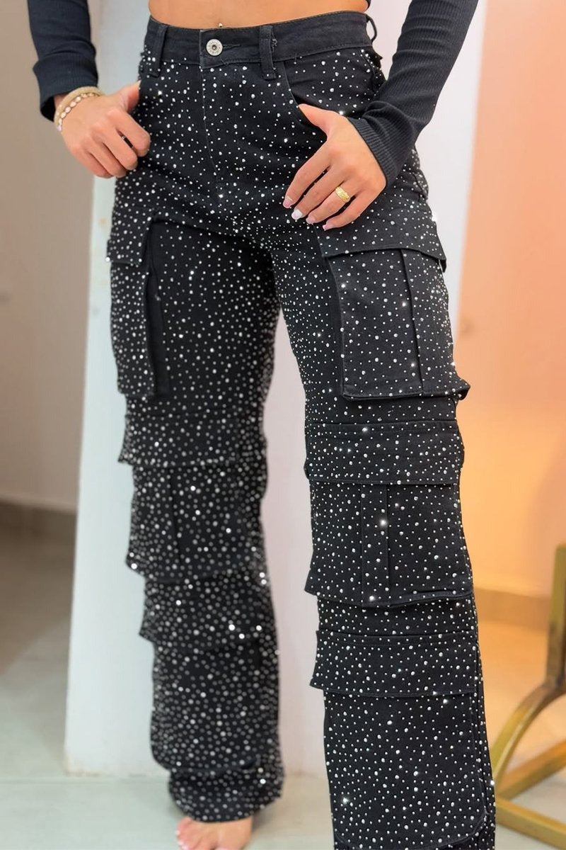 Rhinestone Jeans | Selbstbewusster Style mit maximaler Bewegungsfreiheit