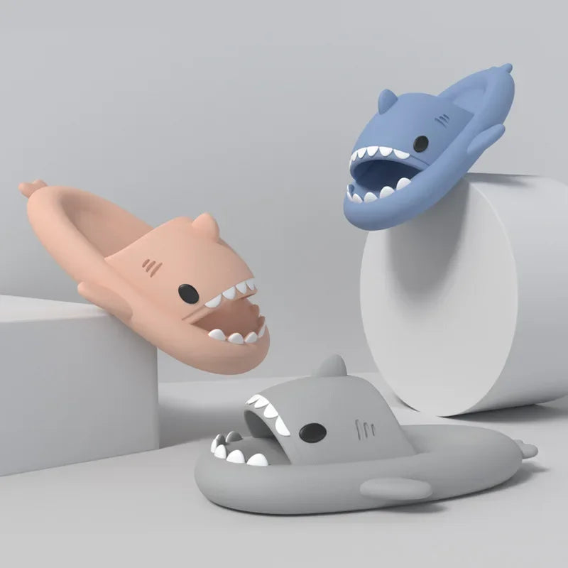 Sharky™ | Bequeme Haifisch Sommer Slides