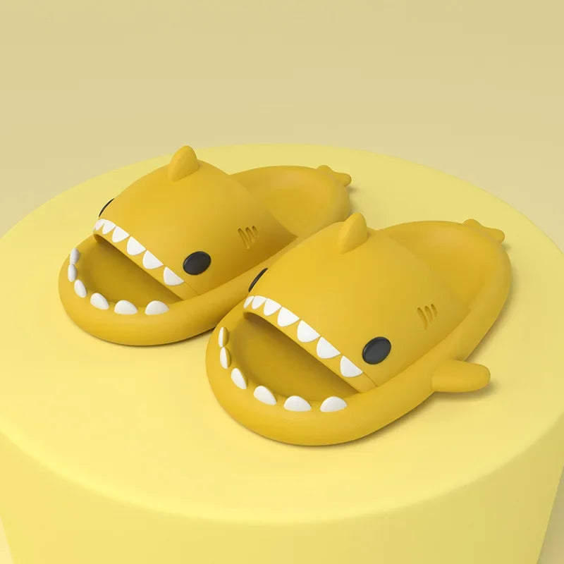 Sharky™ | Bequeme Haifisch Sommer Slides
