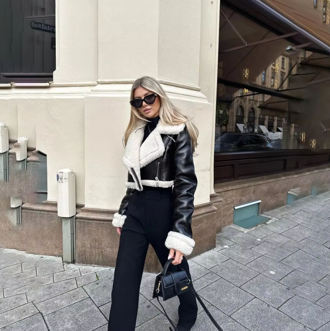 Yalda™ | Premium Lederjacke mit Fellrand