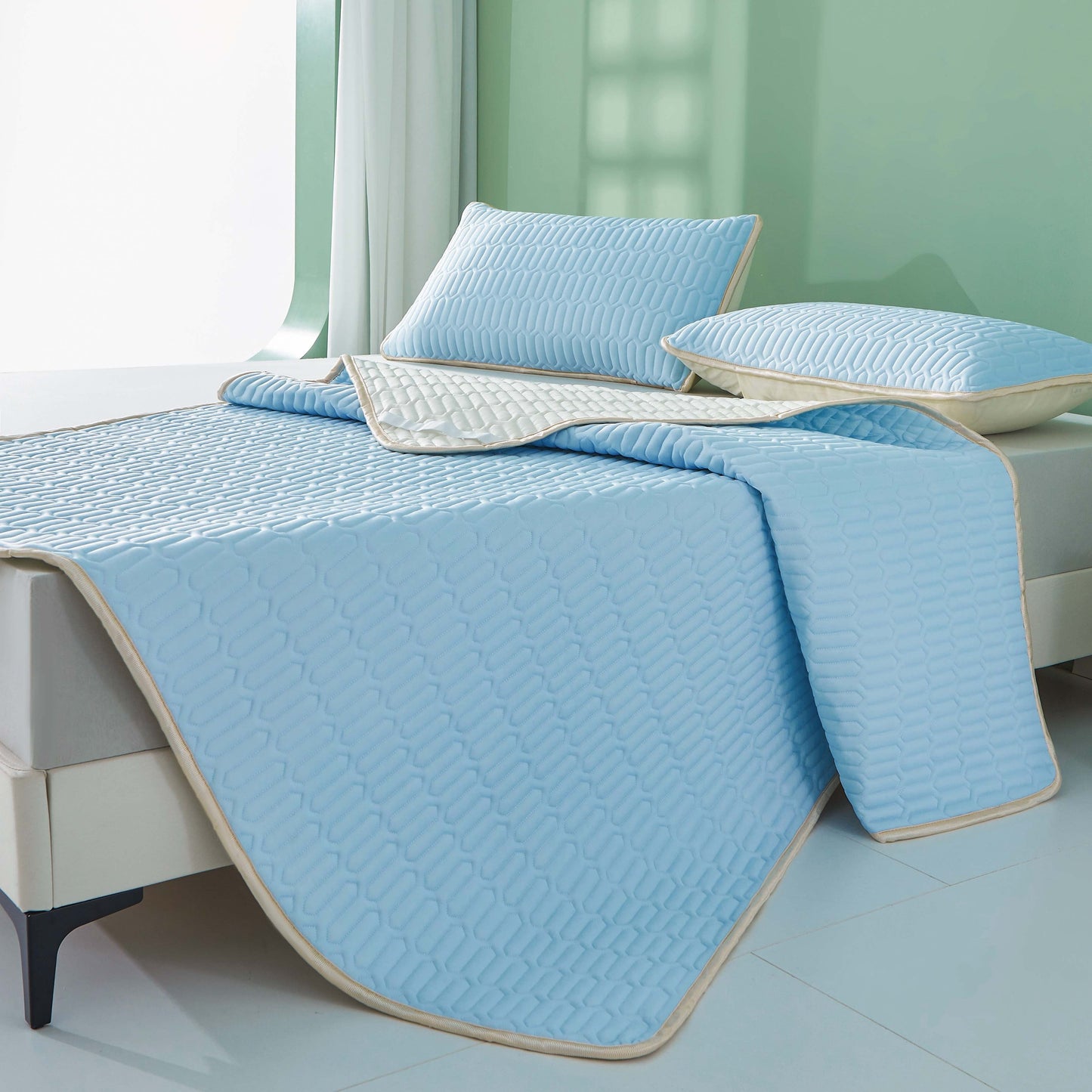 BreezeRest™ | Kühlende Latexmatte für erholsamen Schlaf in warmen Nächten