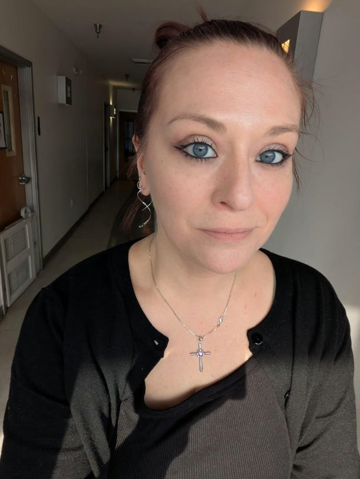 Kräuter Eyeliner | Intensives Schwarz | Natürlich & Wischfest | Langanhaltender Kajal für empfindliche Augen